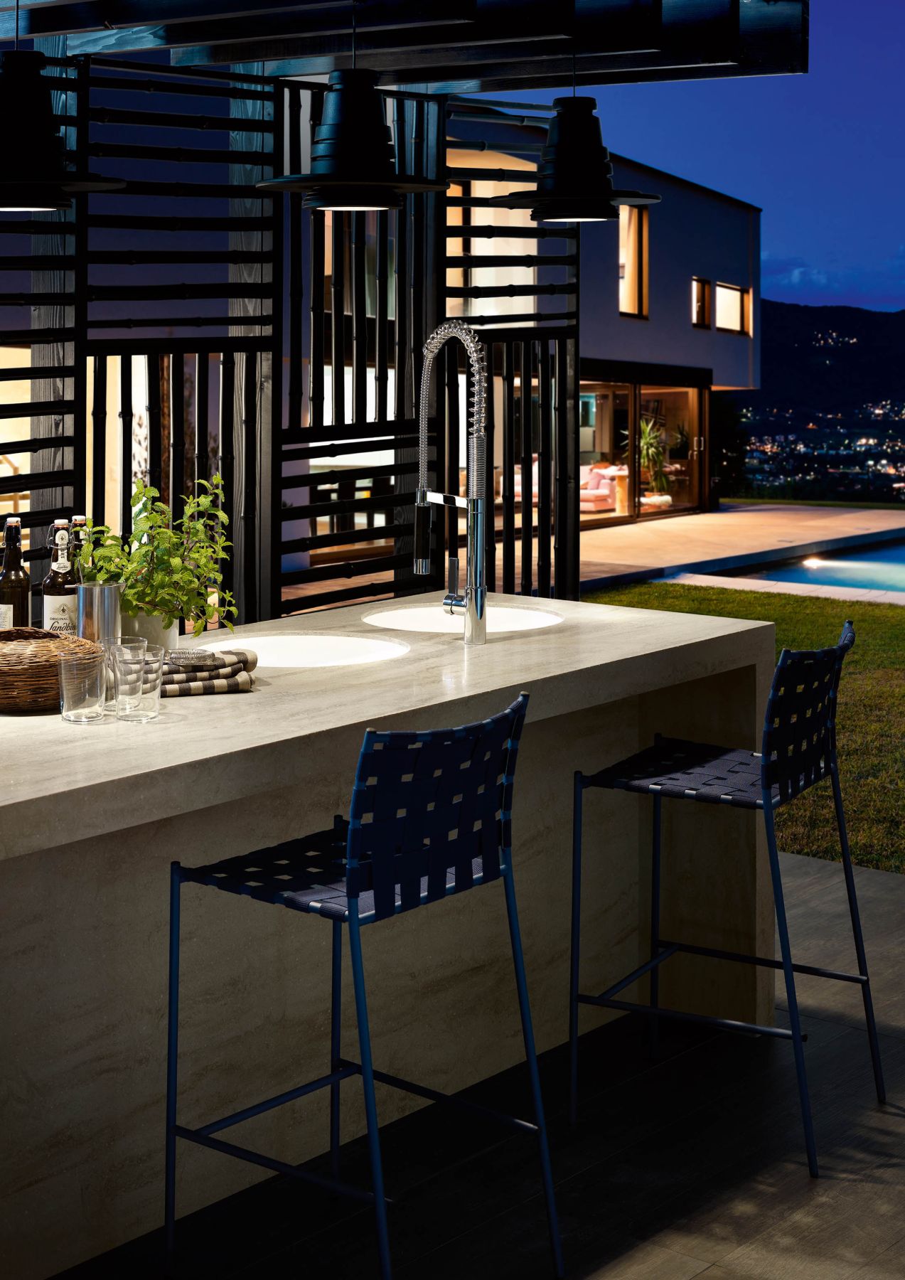 sites/corian.com.tr/IMG/jpg/kitchen-surface-outdoor-charm-01.jpg